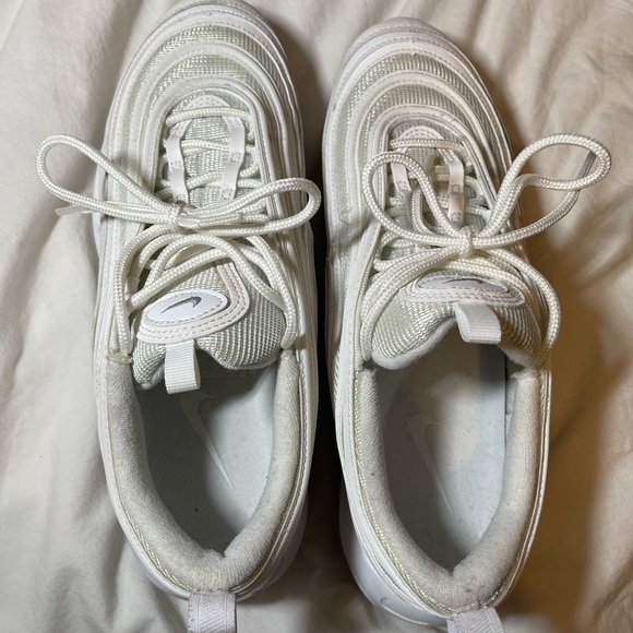 Nike Women Air Max 97’s - Picture 2 of 5